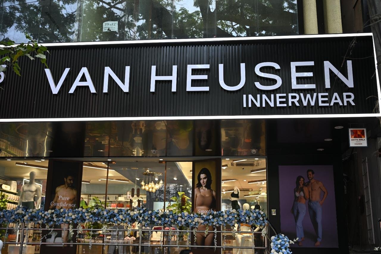 Van Heusen Innerwear Redefines the Wardrobe at its Flagship Store in Jayanagar, Bengaluru